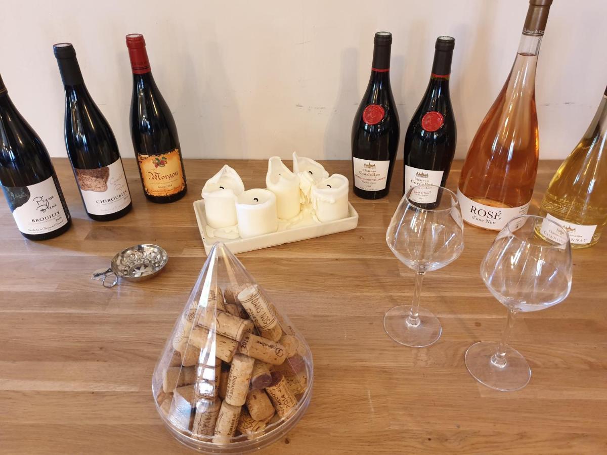 Le Relais Des Dix Crus - Logis Hotel B&B Corcelles-en-Beaujolais Esterno foto