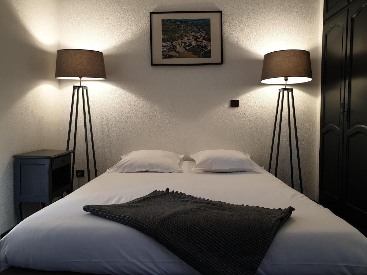 Le Relais Des Dix Crus - Logis Hotel B&B Corcelles-en-Beaujolais Esterno foto