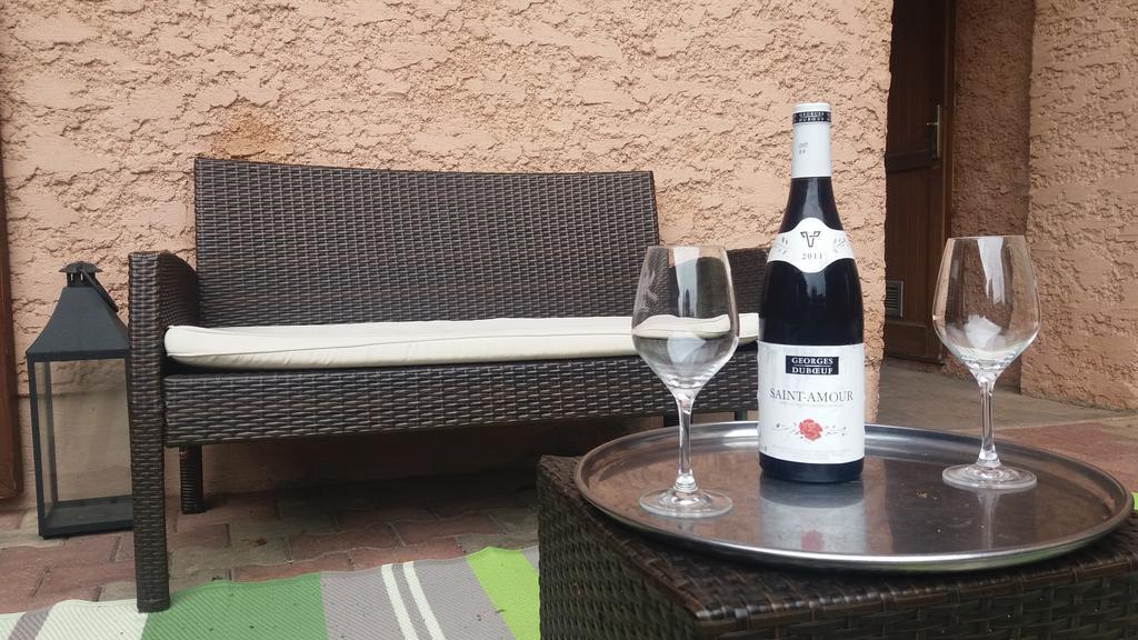 Le Relais Des Dix Crus - Logis Hotel B&B Corcelles-en-Beaujolais Esterno foto